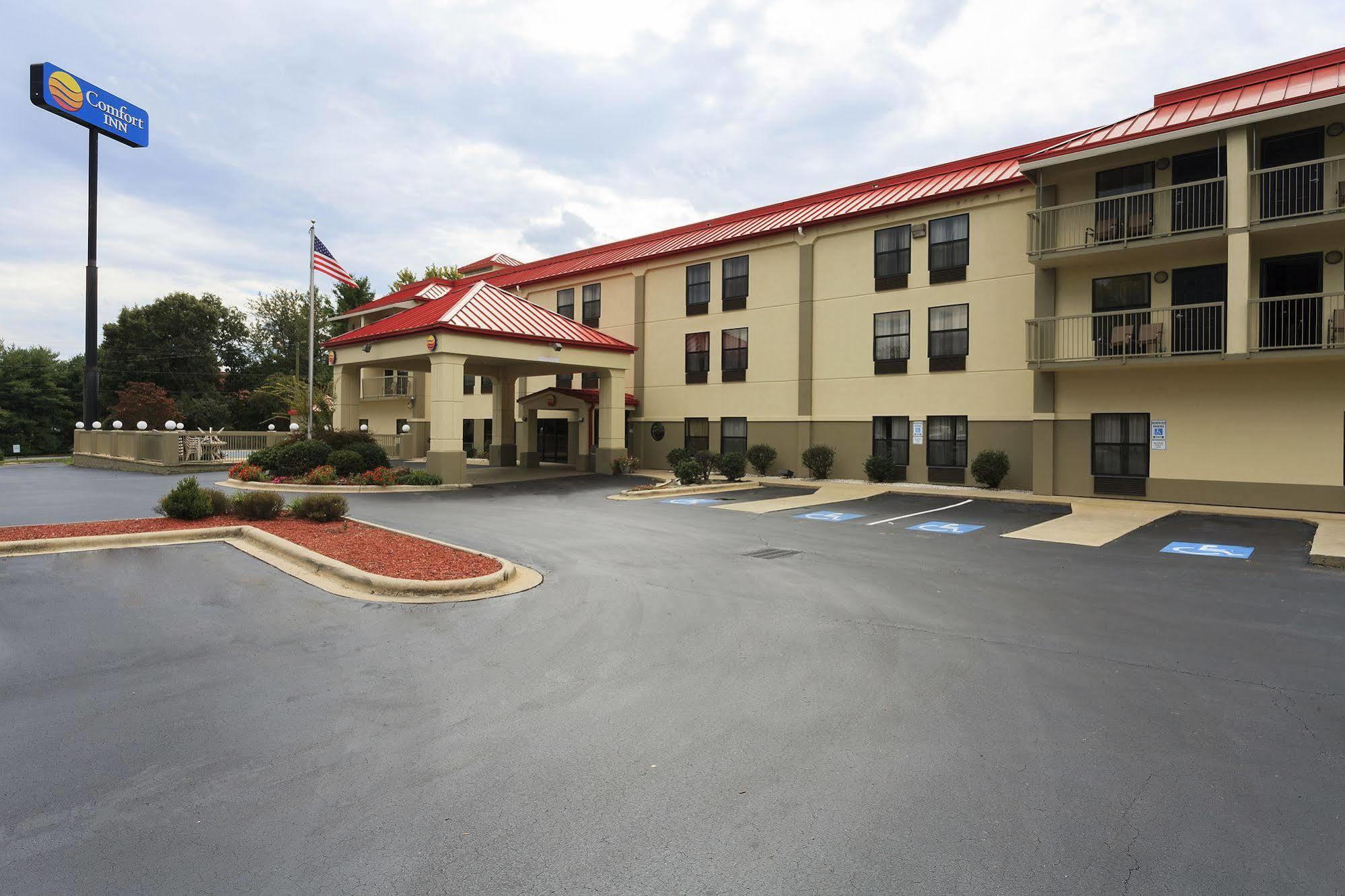 Comfort Inn Biltmore West Эшвилл Экстерьер фото